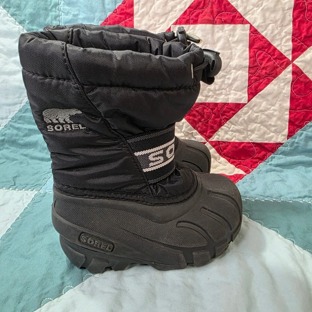 Sorel Kids Snow Commander Black Winter Boots NV1799-011 Size 6